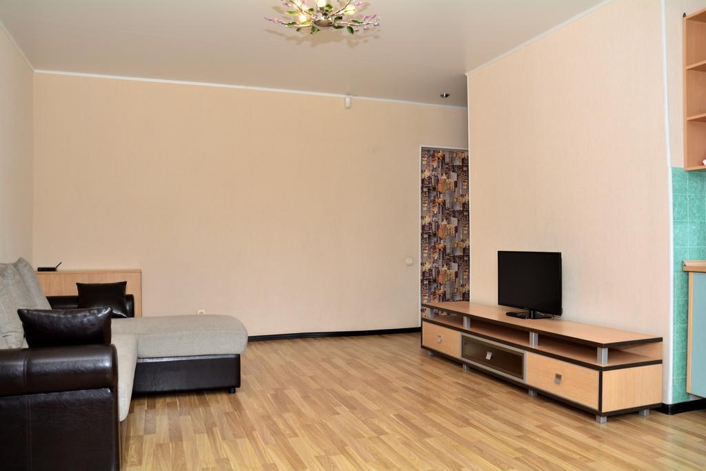Apartments Engelsa 47A Čeljabinsk Esterno foto